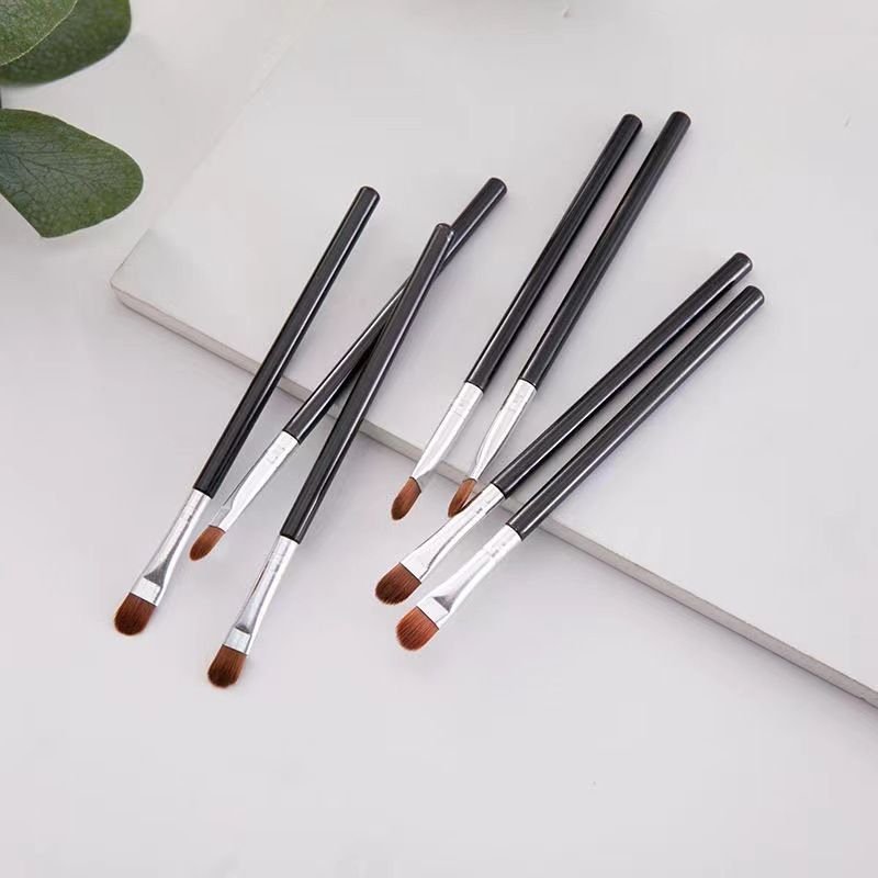 Women Fashion Portable Single Eye Shadow Brush Beauty Tool