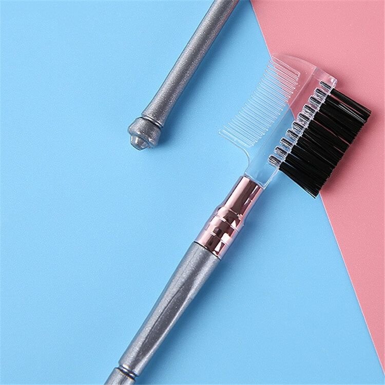 Women Fashion Eyelash Makeup Brush